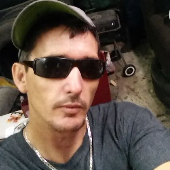 Meet your Posher, Chris - Picture 1 of 1